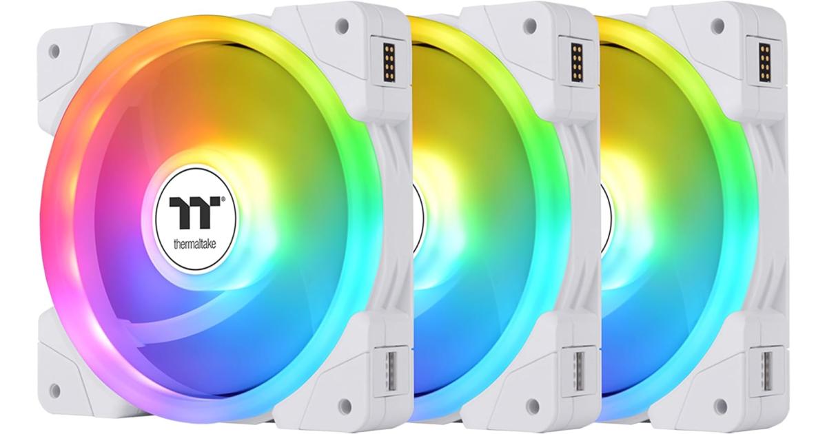 Thermaltake SWAFAN EX 14 ARGB PC Cooling Fan 3x Fan Pack ما يصل إلى 2000 دورة في الدقيقة اتصال مغناطيسي شفرات عكسية متزامنة مع برنامج MB RGB - أبيض