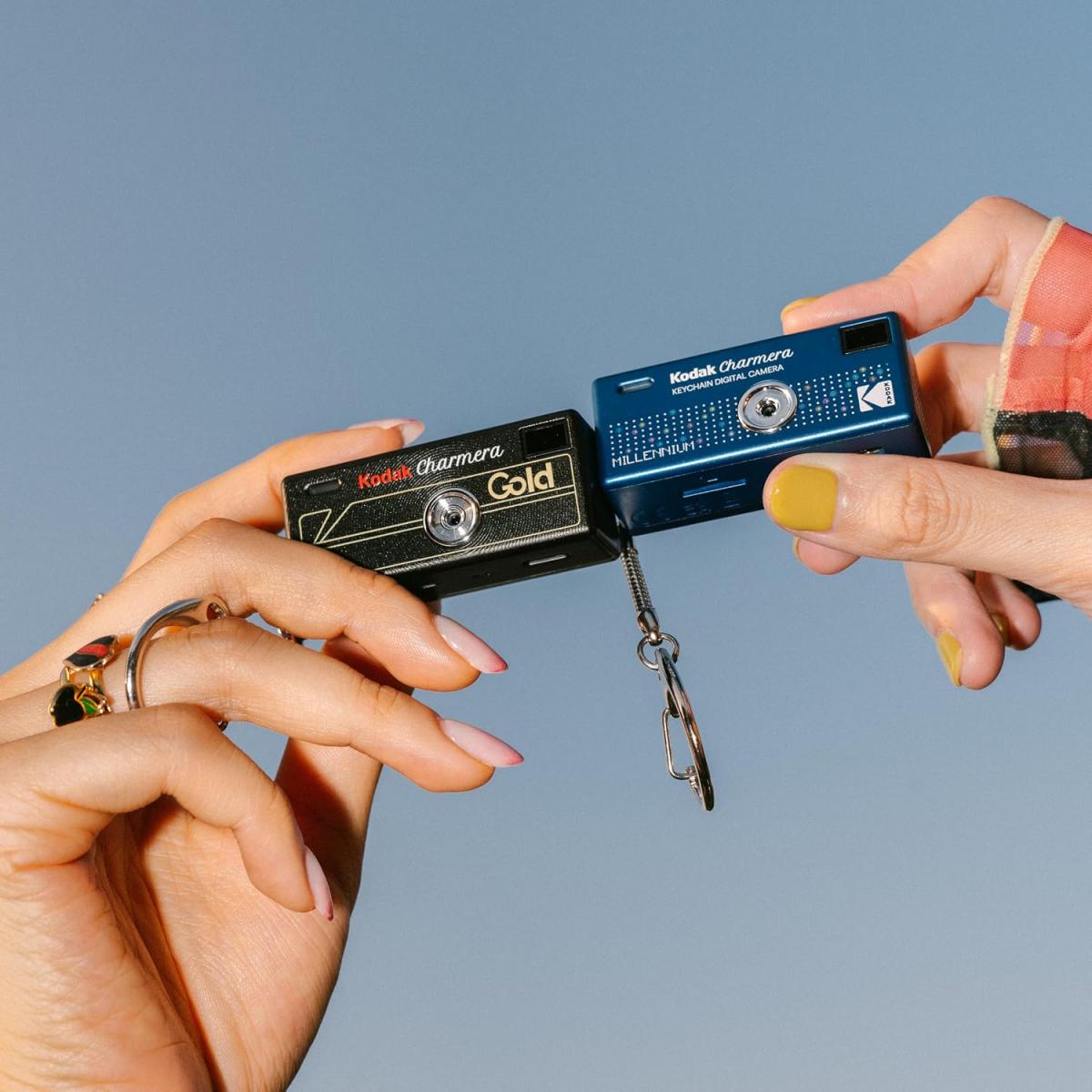 KODAK CHARMERA Keychain Digital Camera Blind Box Millennium Single Box (1PC) Mini Camera For Beginners Teens & Adults KODAK CHARMERA Keychain Digital Camera Blind Box Millennium Single Box (1PC) Mini Camera For Beginners Teens & Adults